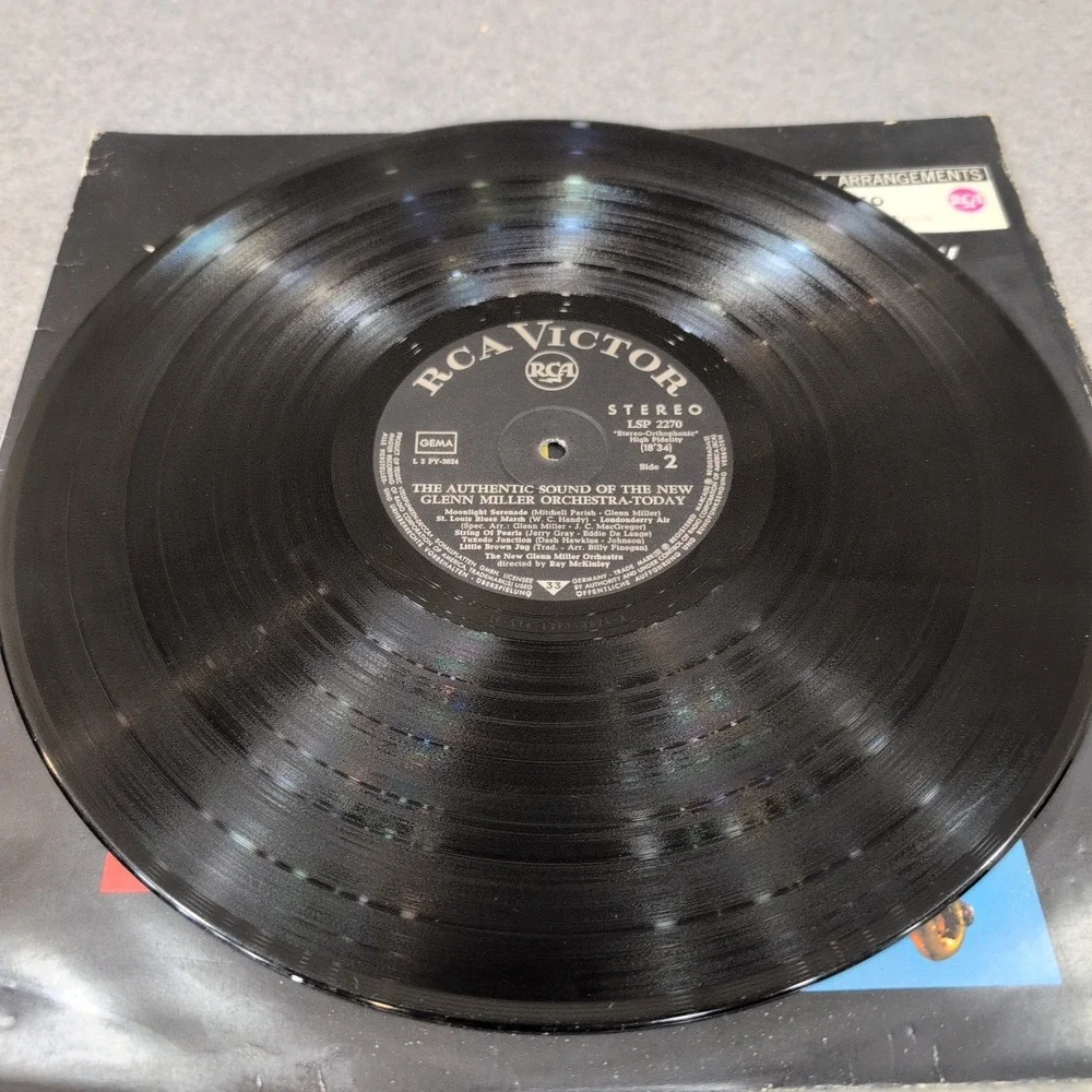 The Authentic Sound of the New Glenn Miller Orchestra Today Vinyl LP LSP-2270 - Picture 5 of 6